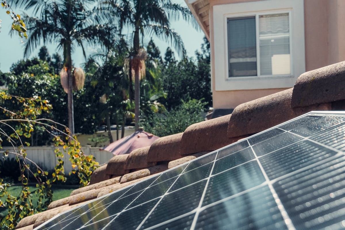Imagen de Energía Solar para Hogares: Costos, Beneficios y Subvenciones 2026